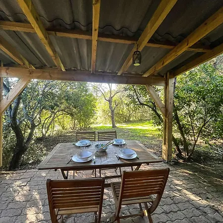 Mini Centuri, Santa Giulia Villa *